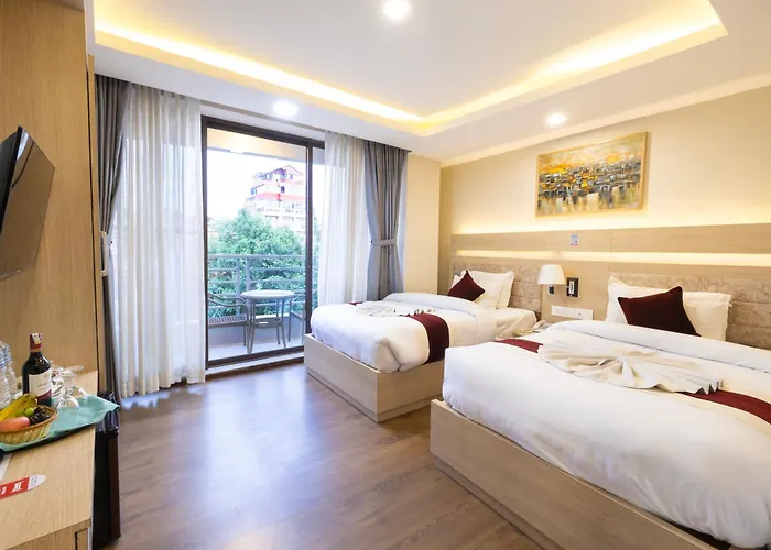 Hotel Divine