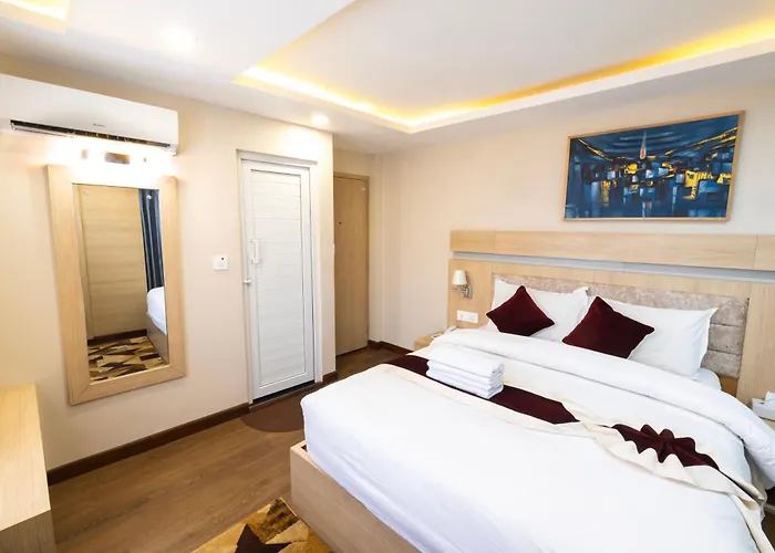 Divine Hotel 3*