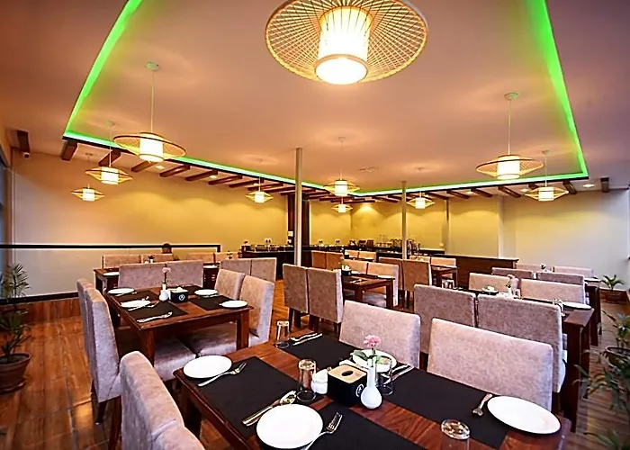 Divine Hotel 3*